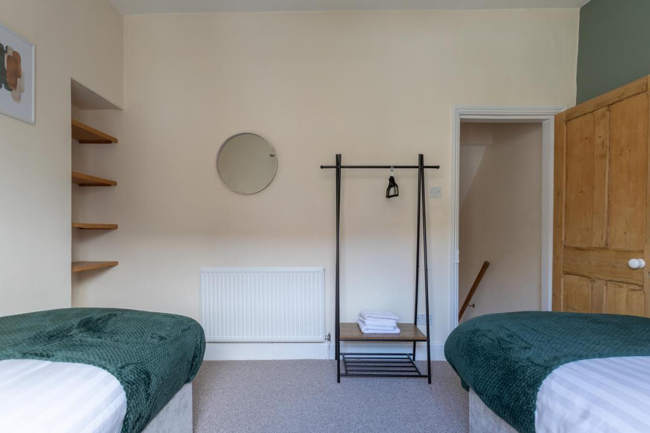 Milton Stays - Cosy 2 Bed House, 15 Min Walk To York City Center, For Up To 6 - With Period Features, Fireplace, Superfast Wi-Fi, Private Garden, Free On Street Parking 外观 照片