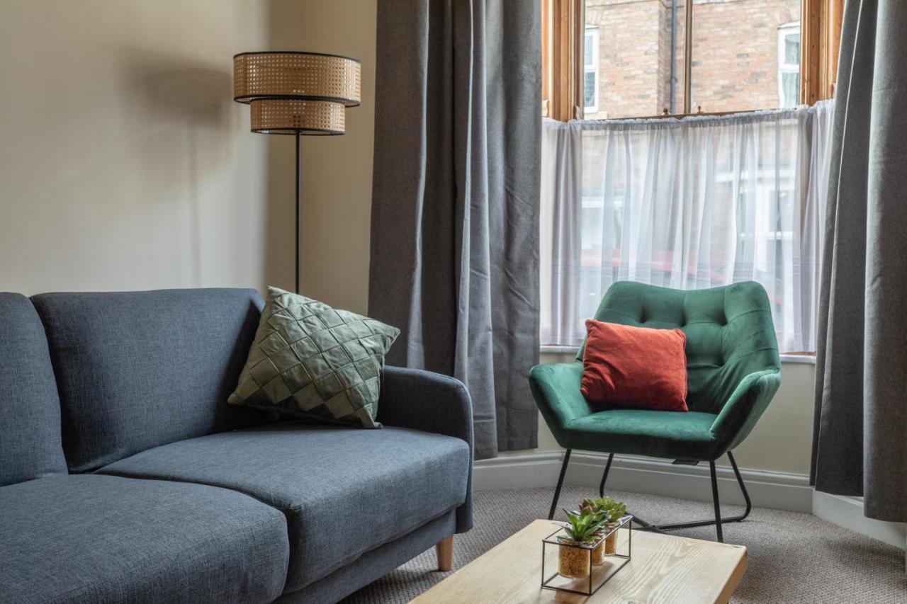 Milton Stays - Cosy 2 Bed House, 15 Min Walk To York City Center, For Up To 6 - With Period Features, Fireplace, Superfast Wi-Fi, Private Garden, Free On Street Parking 外观 照片