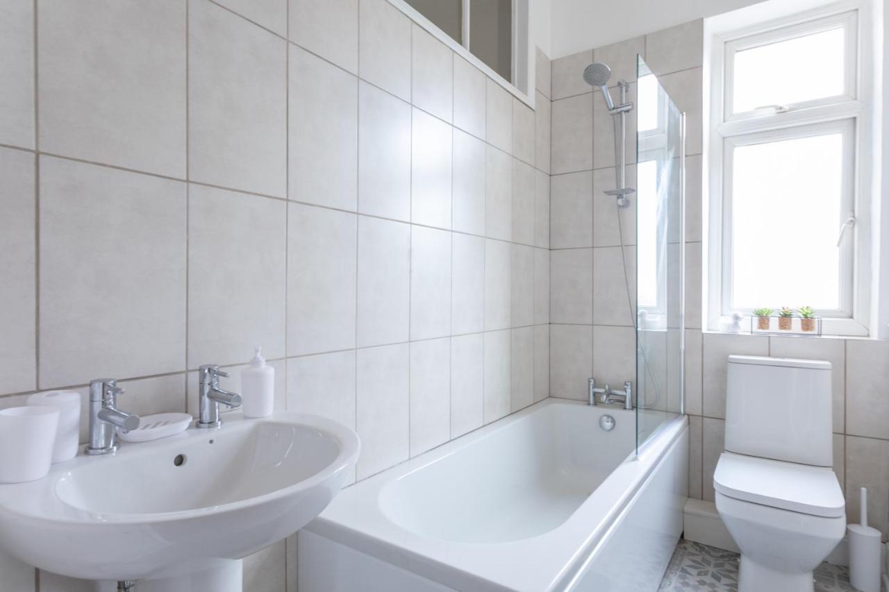 Milton Stays - Cosy 2 Bed House, 15 Min Walk To York City Center, For Up To 6 - With Period Features, Fireplace, Superfast Wi-Fi, Private Garden, Free On Street Parking 外观 照片