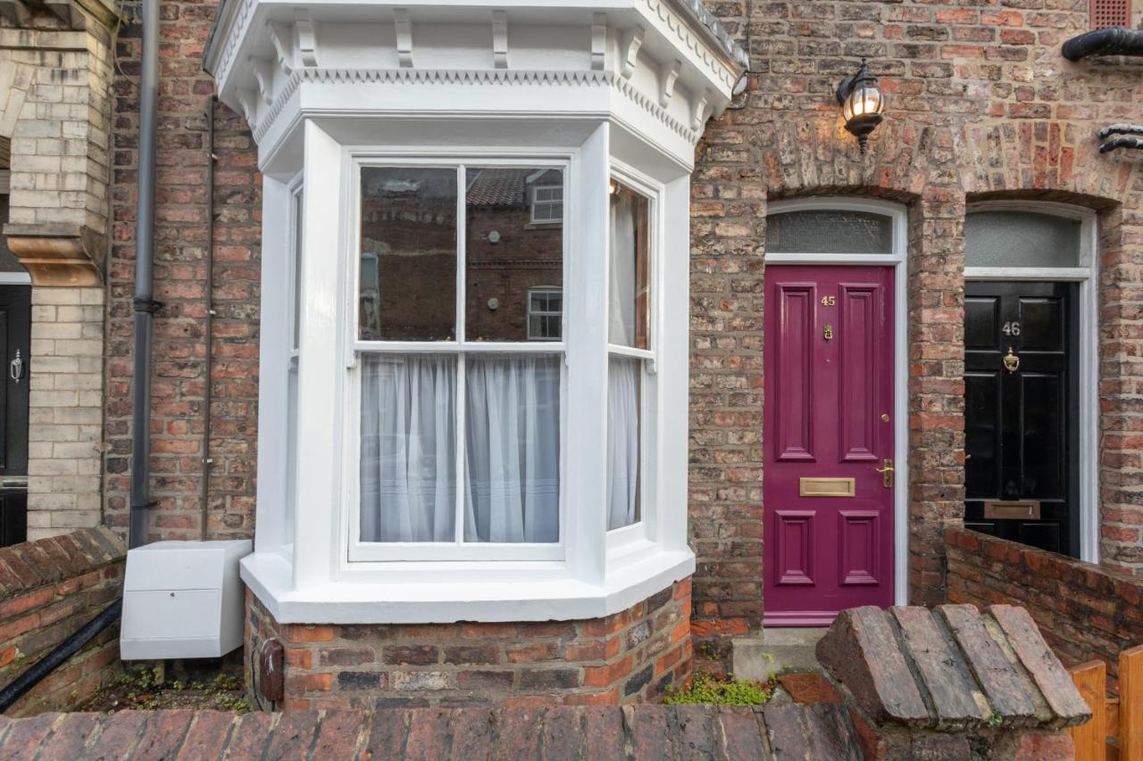 Milton Stays - Cosy 2 Bed House, 15 Min Walk To York City Center, For Up To 6 - With Period Features, Fireplace, Superfast Wi-Fi, Private Garden, Free On Street Parking 外观 照片
